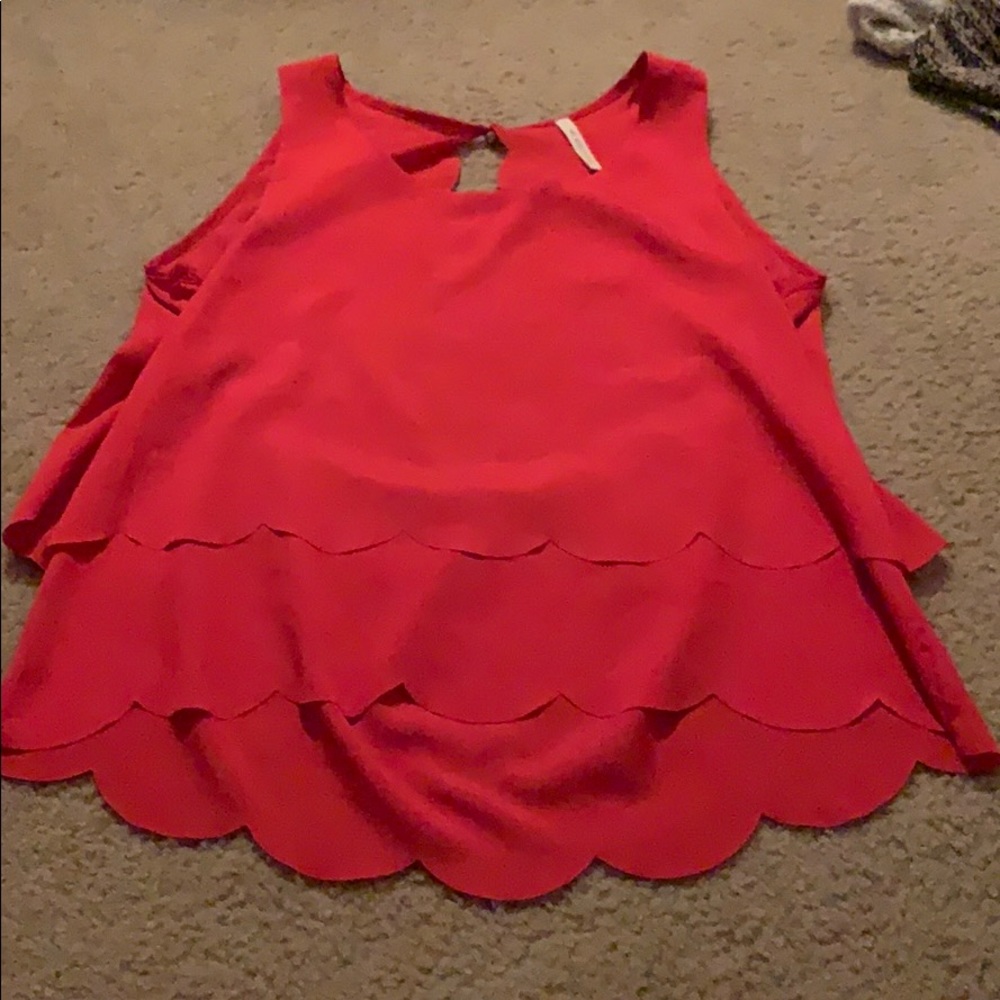 Open back tank with scalloped detail